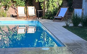 Oeste Suites